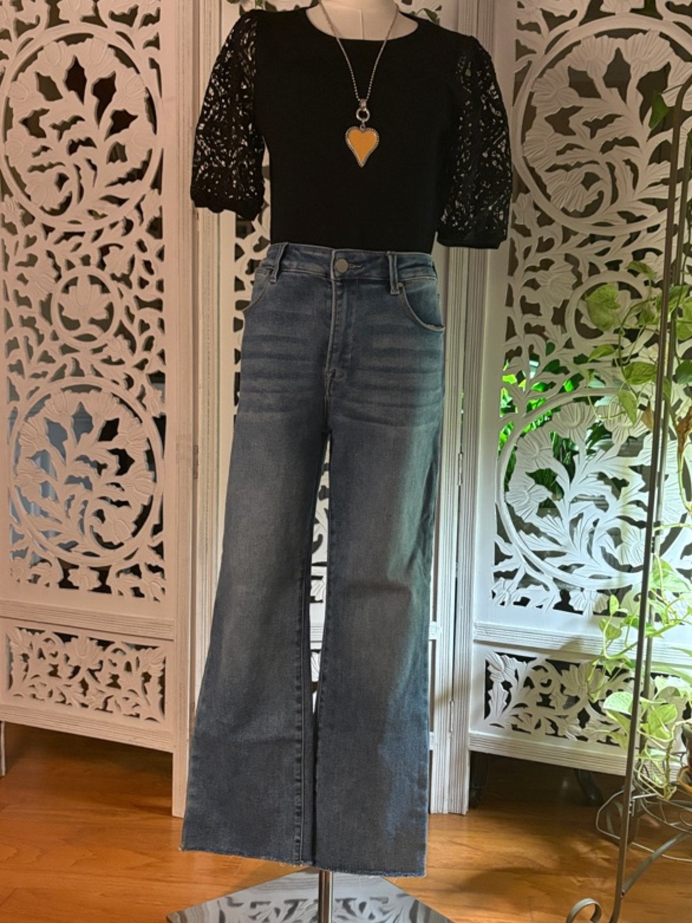 Risen Jeans in Blue Wash